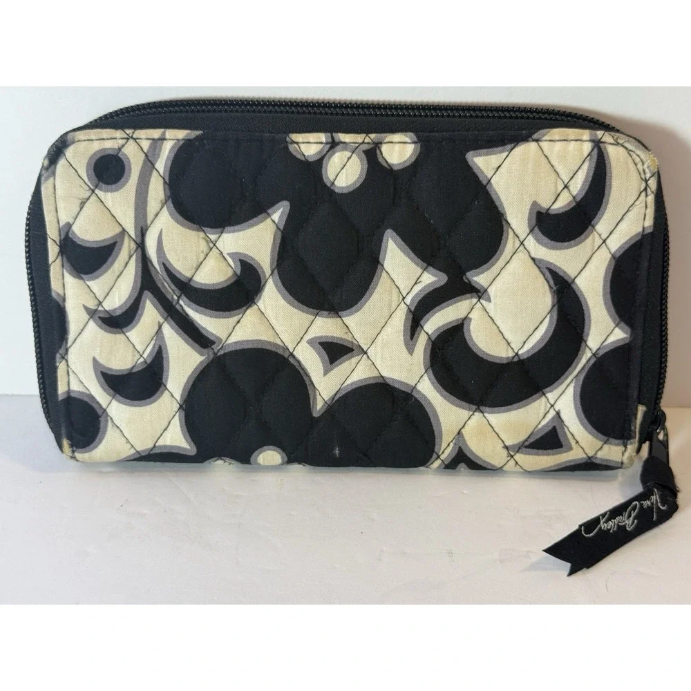 Vera Bradley Night and Day Quilted Zip Around Accordion Wallet 7.5